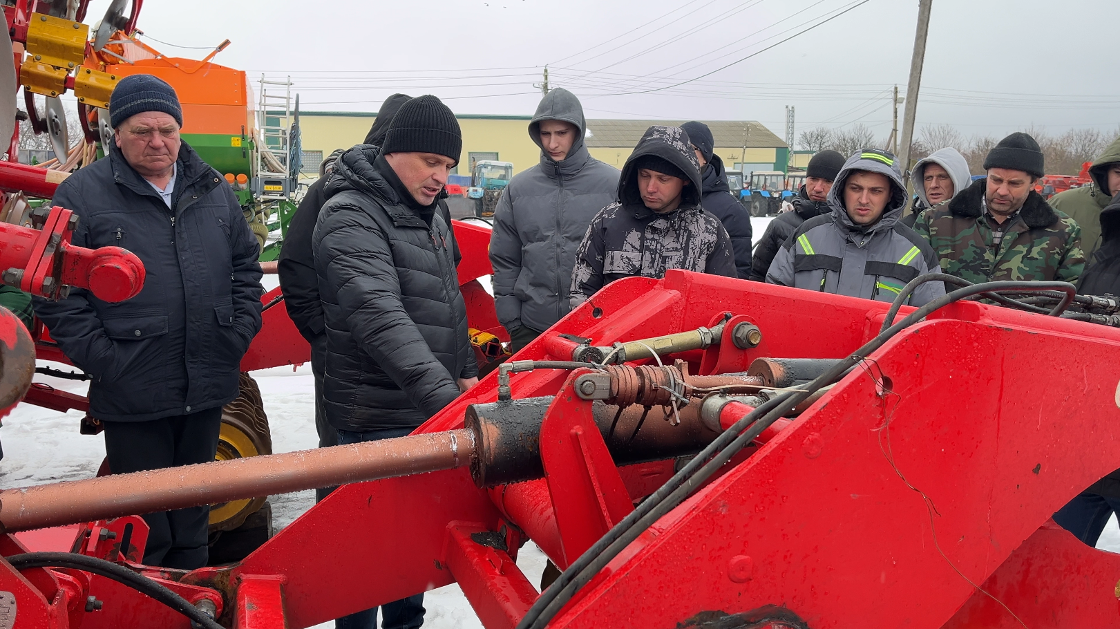 Предприятия «Павловской нивы» готовятся к предстоящим полевым работам Предприятия «Павловской нивы» готовятся к предстоящим полевым работам