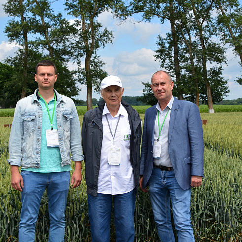 Формула урожая: «Павловская нива» и «Август» провели совместный научно-производственный семинар